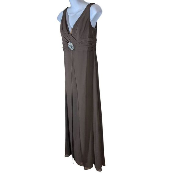 Bill Levkloff prom dress size 12 - Picture 8 of 9